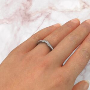 lab-created-0.20ct-round-cut-diamond-wedding-band-ring-sarlyn