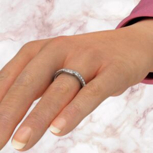 lab-created-0.20ct-round-cut-diamond-wedding-band-ring-sarlyn