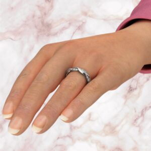 lab-created-0.20ct-round-diamonds-twist-wedding-band-ring-sarlyn