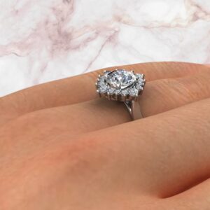 lab-created-diamond-round-cut-graduated-cathedral-ring