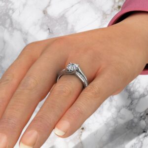 lab-created-round-cut-diamond-split-plain-shank-engagement-ring