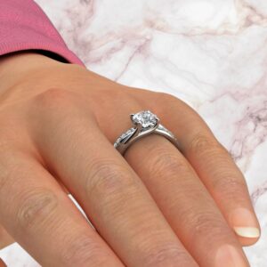 lab-created-round-cut-diamond-split-plain-shank-engagement-ring