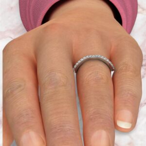 engrave-round-cut-0.14ct-lab-created-diamonds-wedding-band-sarlyn-model-3