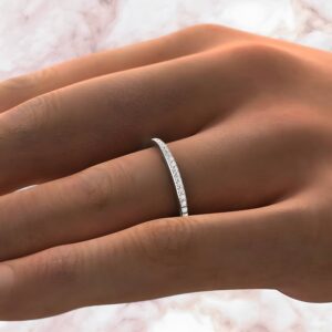 everlasting-round-cut-diamond-0.09ct-lab-created-band-ring-sarlyn-model-4