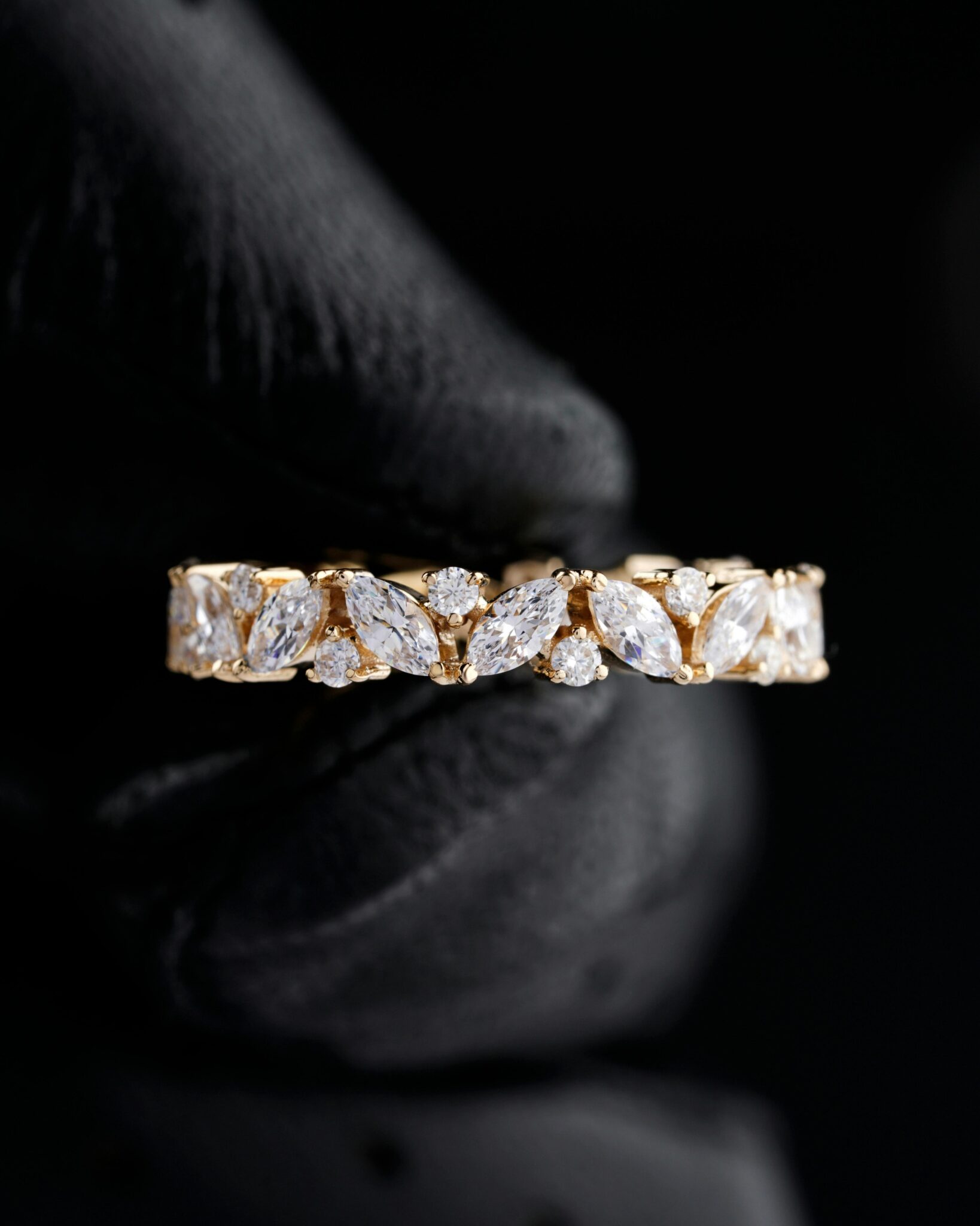 best-handmade-moissanite-and-lab-created-diamond-ring-sarlyn