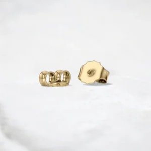 celestial-glow-round-halo-diamond-studs-earring-sarlyn-3