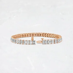 classic-emerald-cut-moissanite-diamond-tennis-bracelet-sarlyn-6