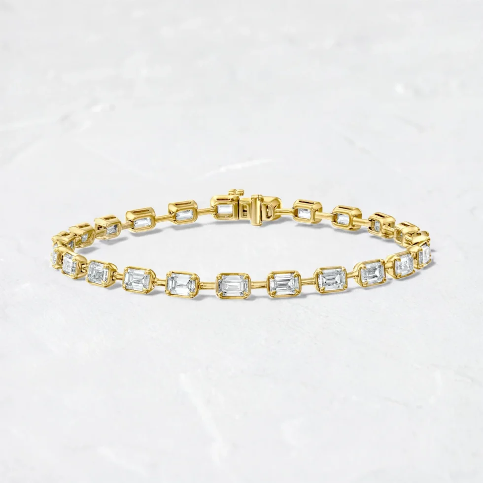 east-west-bezel-emerald-cut-diamond-luxury-tennis-bracelet-sarlyn-1