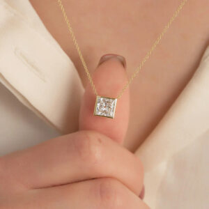 luxe-frame-2ct-princess-cut-bezel-moissanite-pendant-sarlyn-5
