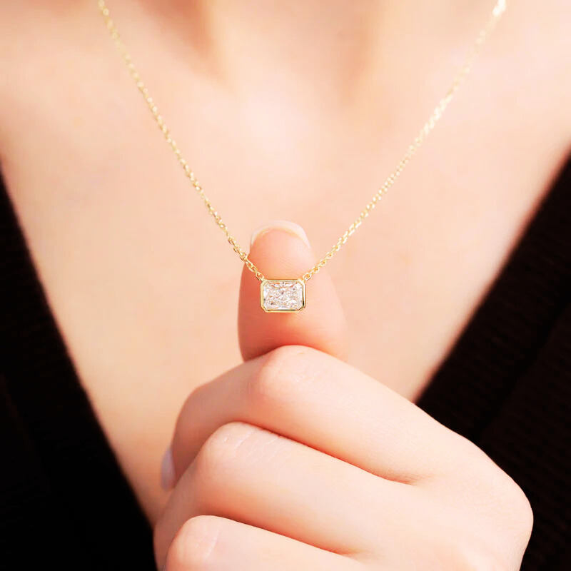 modern-halo-glow-radiant-cut-bezel-moissanite-necklace-sarlyn-5