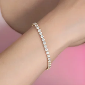round-diamond-tennis-bracelet-classic-four-prong-design-sarlyn-11