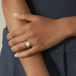 2ct-round-cut-stone-solitaire-engagement-ring-14