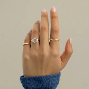 three-stone-2ct-emerald-cut-diamond-engagement-ring-15