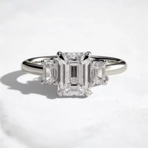 three-stone-2ct-emerald-cut-diamond-engagement-ring-9