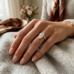 2ct-marquise-cut-moissanite-diamond-v-band-engagement-ring-14