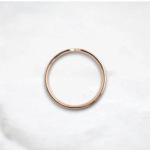 contemporary-split-design-round-moissanite-diamond-men’s-band-5