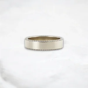 modern-elegance-round-cut-diamond-edge-men's-wedding-band-3