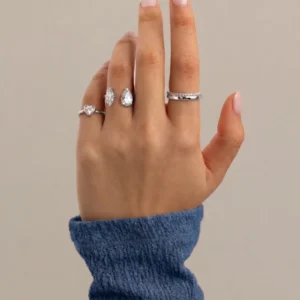 toi-et-moi-2-ct-diamond-open-band-engagement-ring-14