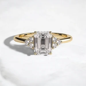 2ct-emerald-cut-diamond-with-side-stones-engagement-ring-1