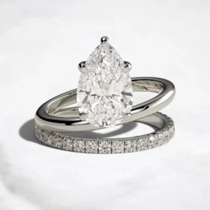 2ct-pear-cut-diamond-plain-and-pave-band-engagement-ring-9
